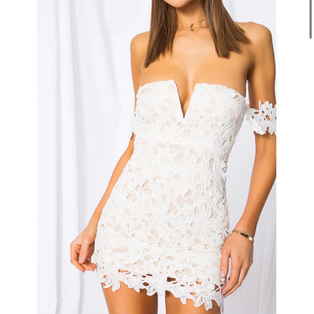Superdown Shannan mini dress in white. Worn once